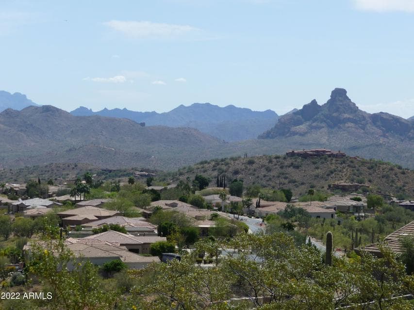 11416 N CRESTVIEW Drive 4, Fountain Hills, AZ 85268 — photo 1 of 5