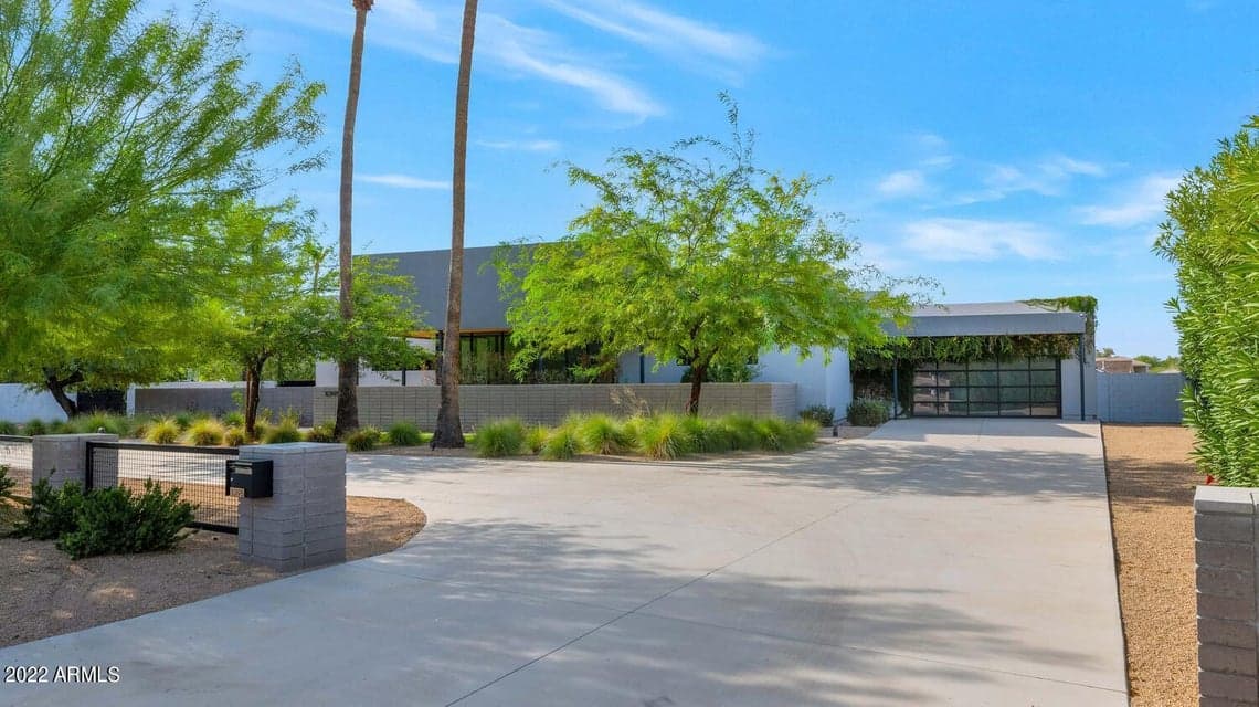 10195 E CACTUS Road, Scottsdale, AZ 85260 — photo 1 of 34