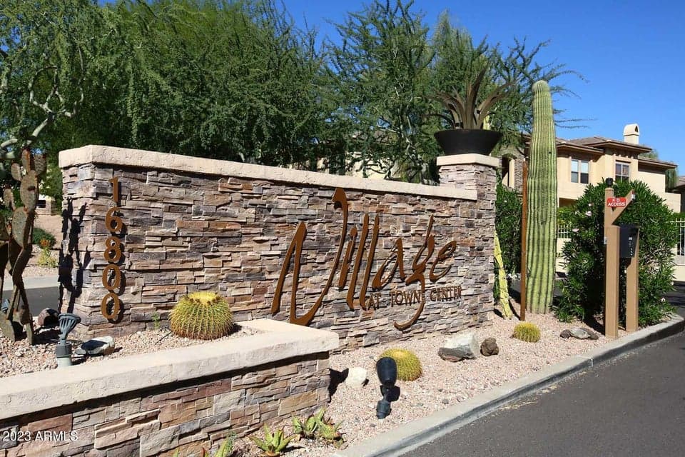 16800 E EL LAGO Boulevard 2064, Fountain Hills, AZ 85268 — photo 1 of 39