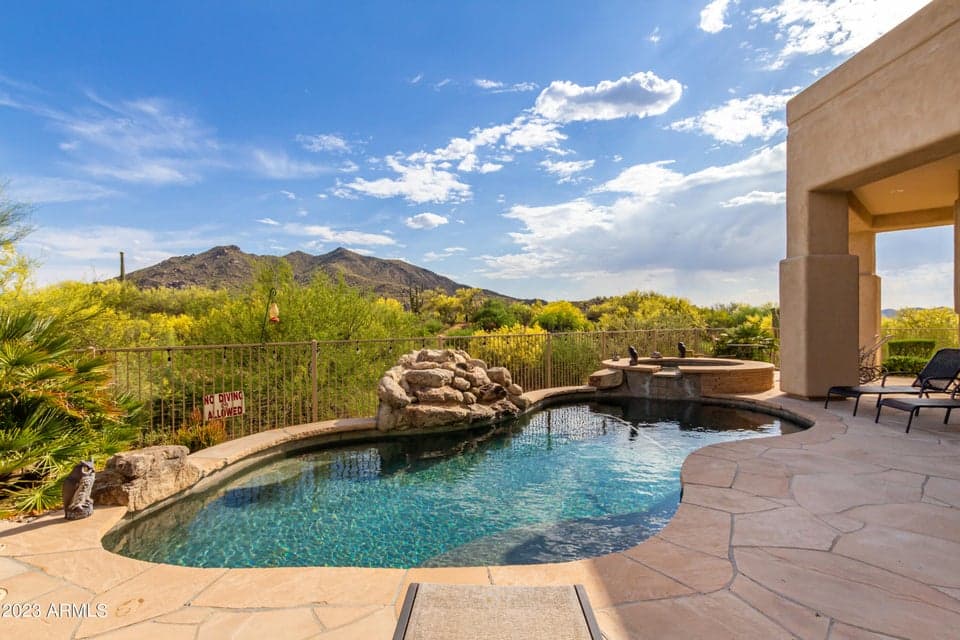 Beautiful pool and Black Mountain Views