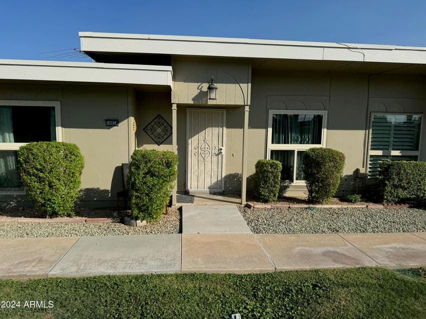 10038 W LANCASTER Drive, Sun City, AZ 85351 — photo 1 of 34
