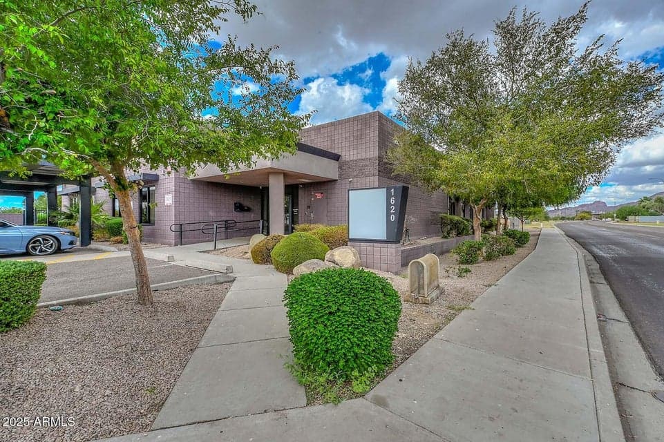 1620 N 48TH Street, Phoenix, AZ 85008 — photo 1 of 16