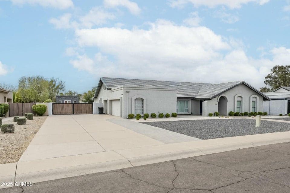11942 N 95TH Street, Scottsdale, AZ 85260 — photo 1 of 71