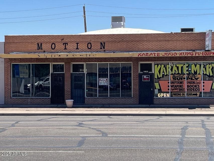 1407-09-11 W INDIAN SCHOOL Road, Phoenix, AZ 85013 — photo 1 of 6