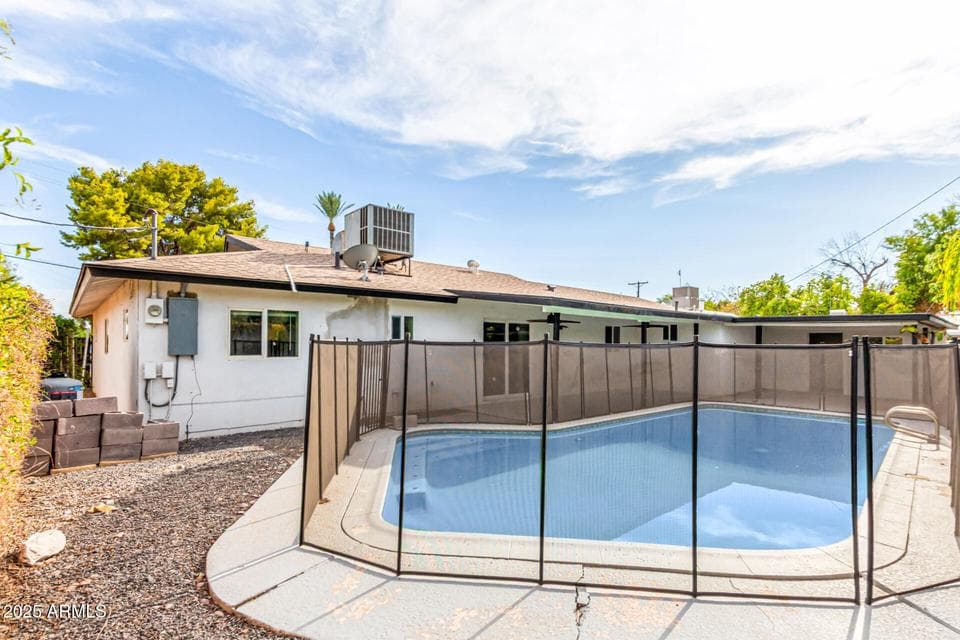 3336 E EARLL Drive, Phoenix, AZ 85018 — photo 1 of 38