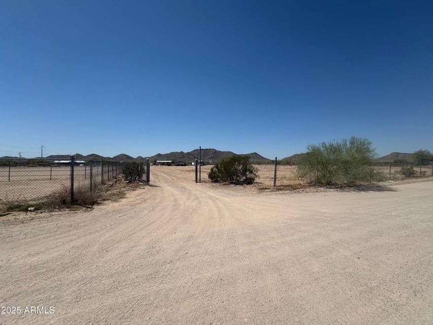 56163 W PAPAGO Road W, Maricopa, AZ 85139 — photo 1 of 44