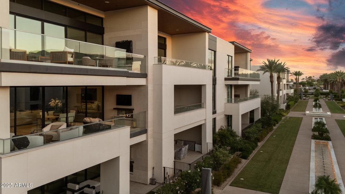 6587 N PALMERAIE Boulevard 2020, Paradise Valley, AZ 85253 — photo 1 of 59