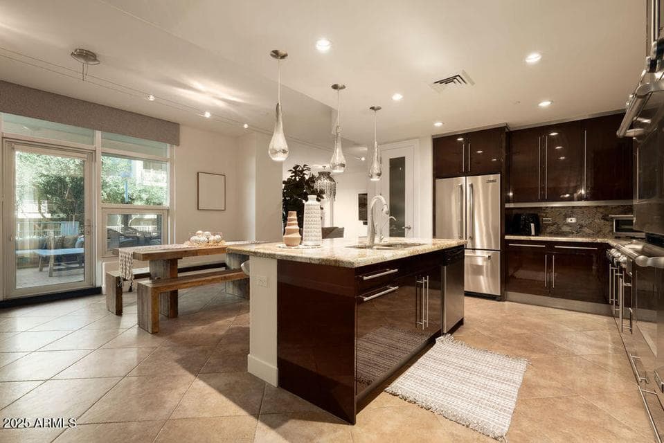 140 E RIO SALADO Parkway 111, Tempe, AZ 85281 — photo 1 of 47