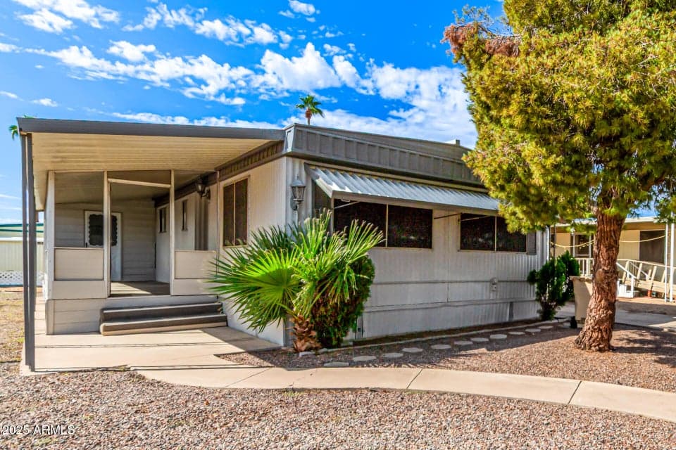2650 W UNION HILLS Drive 112, Phoenix, AZ 85027 — photo 1 of 31