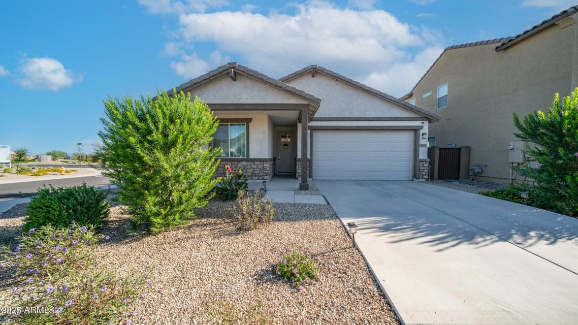 4548 W Charlie Drive, San Tan Valley, AZ 85144 — photo 1 of 28