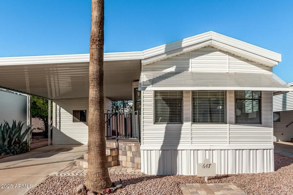 111 S GREENFIELD Road 647, Mesa, AZ 85206 — photo 1 of 29