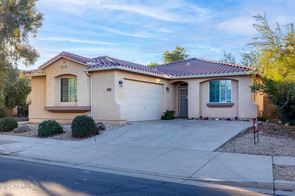 17391 W FETLOCK Trail, Surprise, AZ 85387 — photo 1 of 32