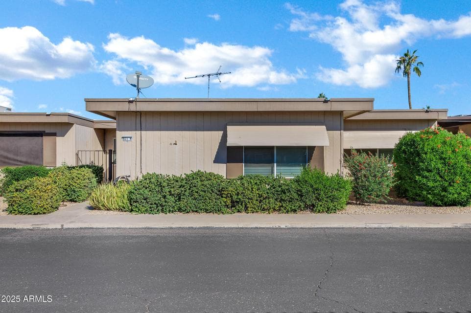 13621 N 98TH Avenue H, Sun City, AZ 85351 — photo 1 of 20