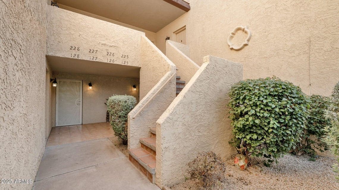 8649 E Royal Palm Road 225, Scottsdale, AZ 85258 — photo 1 of 26