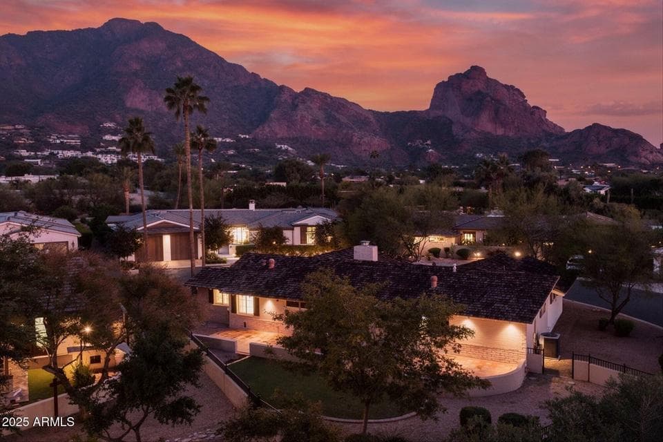 5635 E LINCOLN Drive 34, Paradise Valley, AZ 85253 — photo 1 of 8