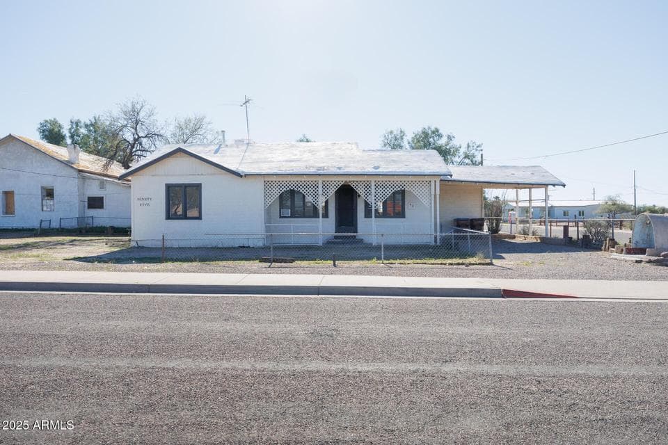 95 W 6TH Street, Florence, AZ 85132 — photo 1 of 25