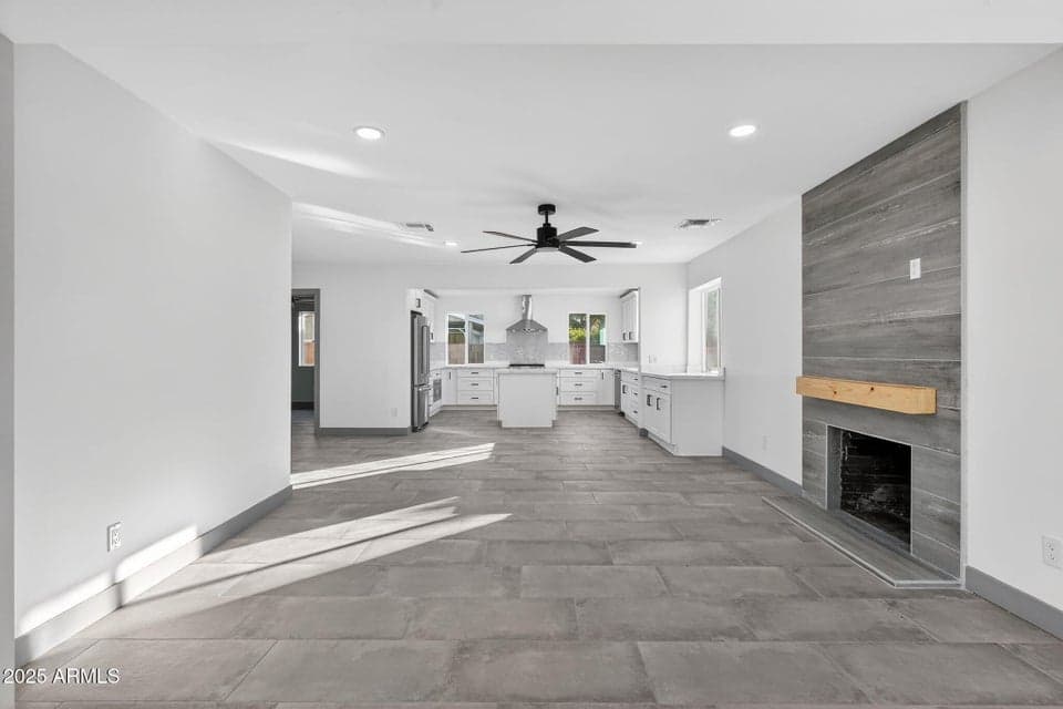 3241 N 27th Place, Phoenix, AZ 85016 — photo 1 of 25