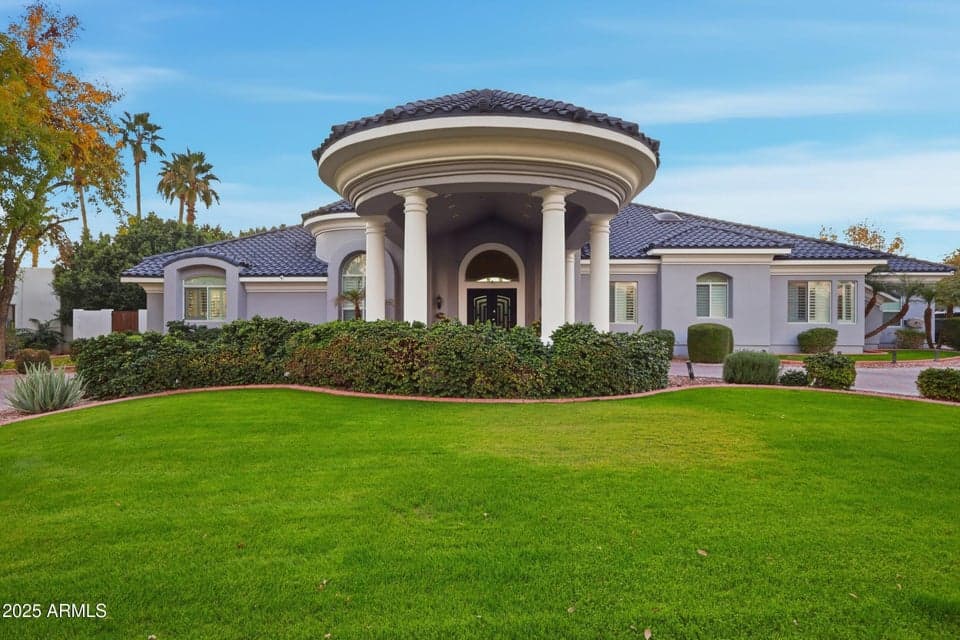 330 N CLOVERFIELD Circle, Litchfield Park, AZ 85340 — photo 1 of 68