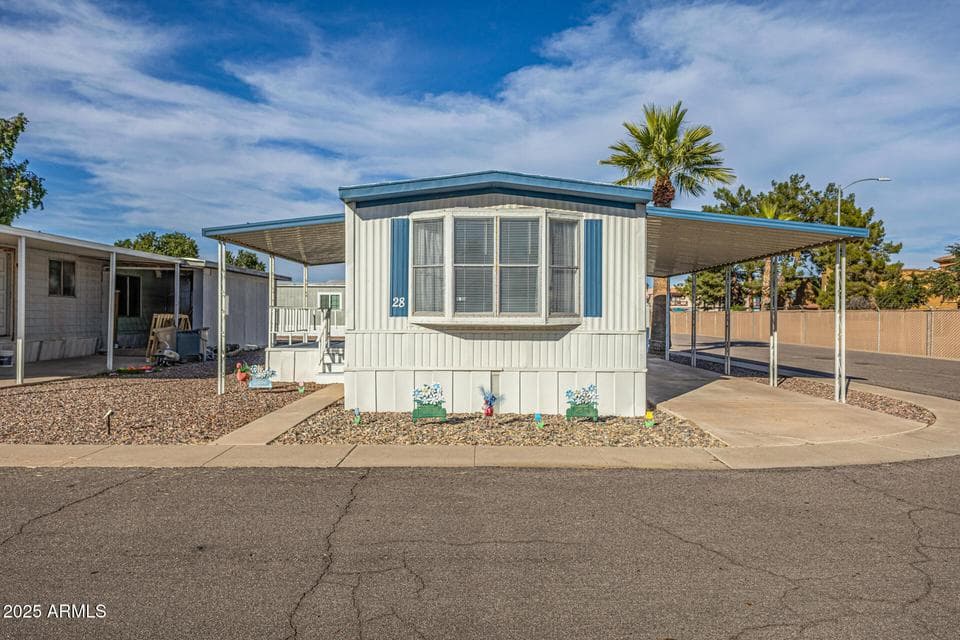 16225 N 29th St 28, Phoenix, AZ 85032 — photo 1 of 31