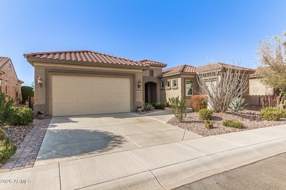 7473 W WILLOW Way, Florence, AZ 85132 — photo 1 of 50
