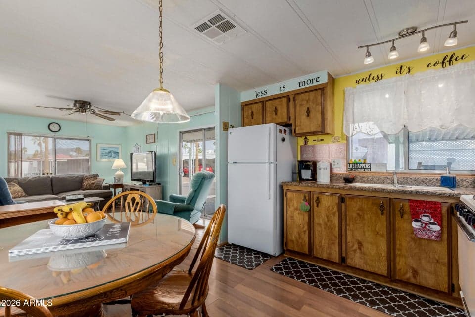 800 W APACHE Trail 77, Apache Junction, AZ 85120 — photo 1 of 30