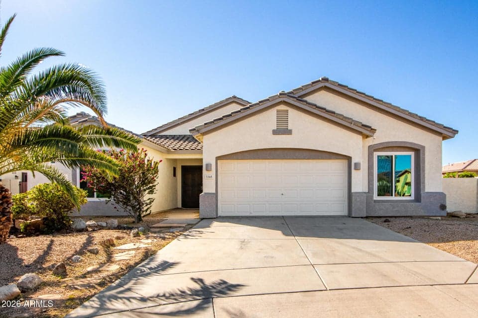 7265 W SADDLEHORN Road, Peoria, AZ 85383 — photo 1 of 32