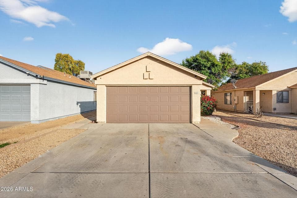 4827 N 87th Ave Avenue, Phoenix, AZ 85037 — photo 1 of 28