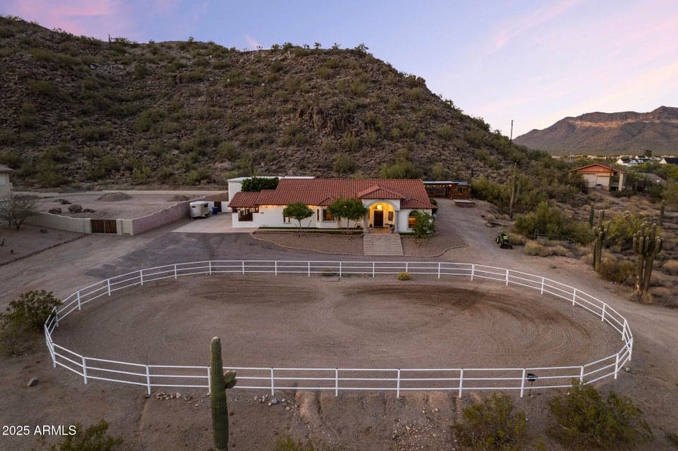 1500 N CRISMON Road, Mesa, AZ 85207 — photo 1 of 101