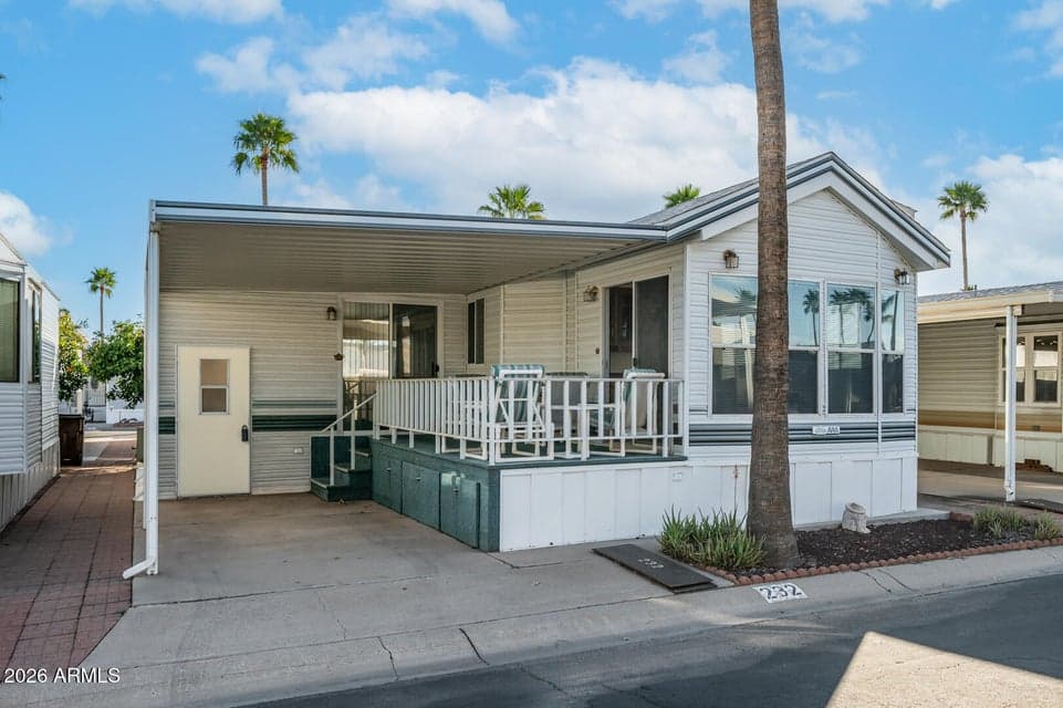 232 Aquamarine Drive 232, Apache Junction, AZ 85119 — photo 1 of 67