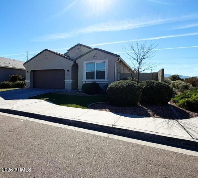 7851 W RIVERSIDE Avenue, Phoenix, AZ 85043 — photo 1 of 41