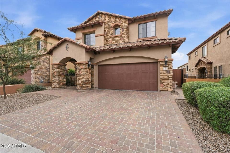 7253 E NATHAN Street, Mesa, AZ 85207 — photo 1 of 33