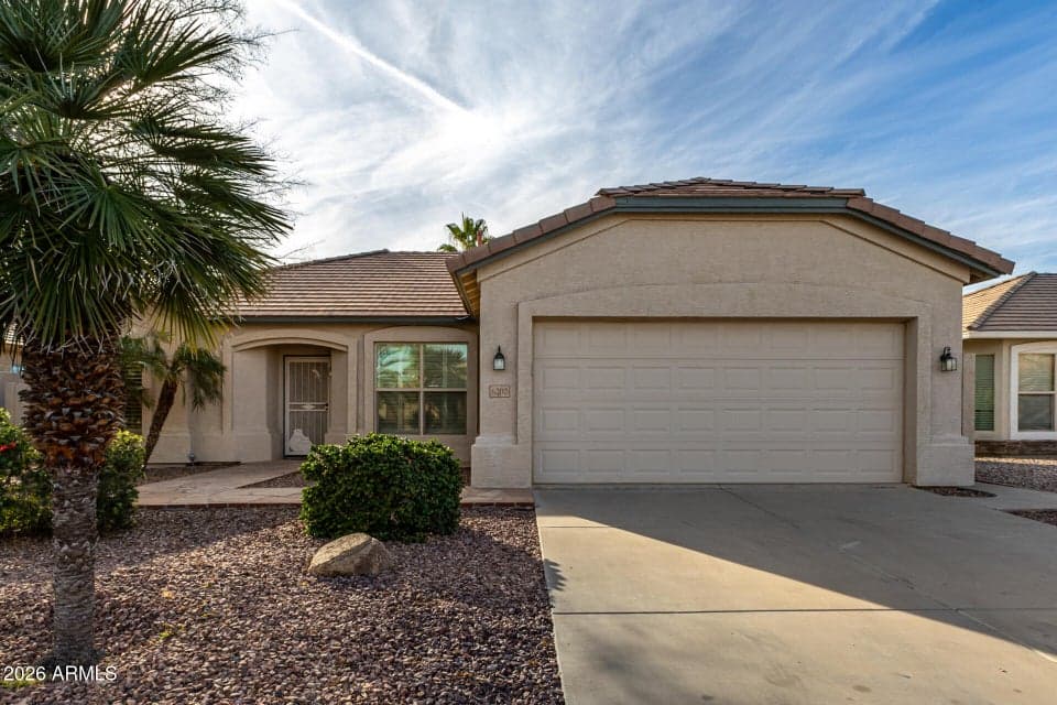 6202 S HUACHUCA Way, Chandler, AZ 85249 — photo 1 of 32