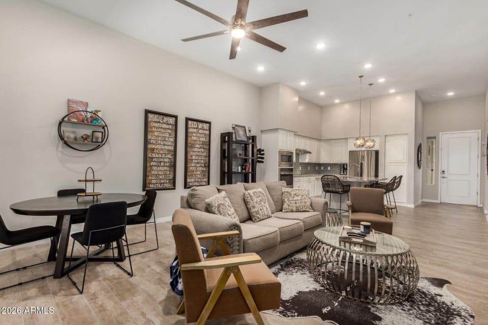 15550 S 5TH Avenue 130, Phoenix, AZ 85045 — photo 1 of 31