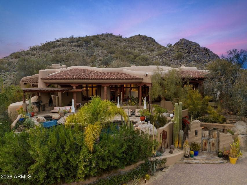 8300 E DIXILETA Drive 263, Scottsdale, AZ 85266 — photo 1 of 71