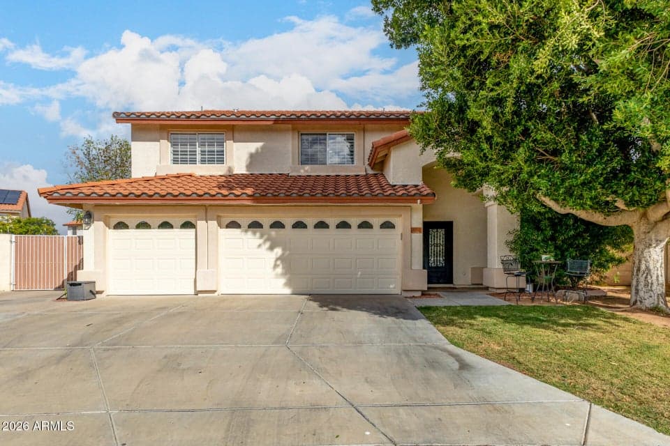 5702 W WINDROSE Drive, Glendale, AZ 85304 — photo 1 of 68