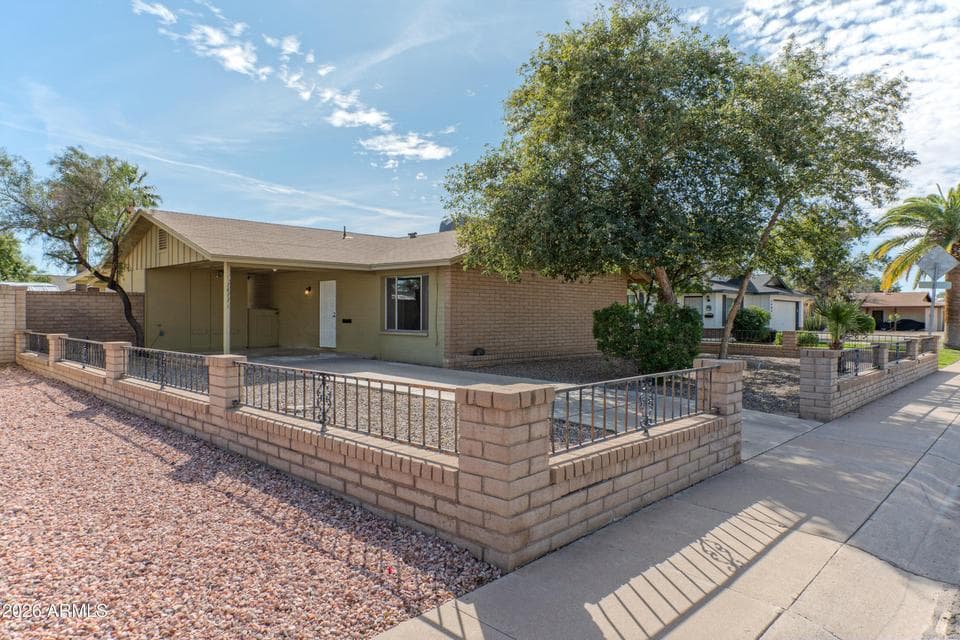 1611 E El Parque Drive, Tempe, AZ 85282 — photo 1 of 31