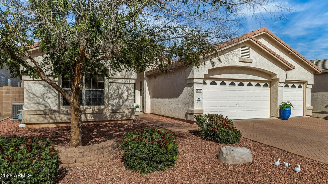 18186 W CONTINENTAL Parkway, Surprise, AZ 85374 — photo 1 of 28