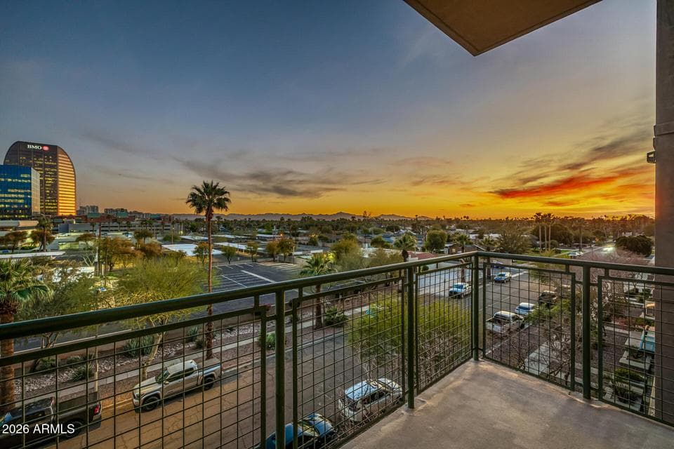 16 W ENCANTO Boulevard 408, Phoenix, AZ 85003 — photo 1 of 92