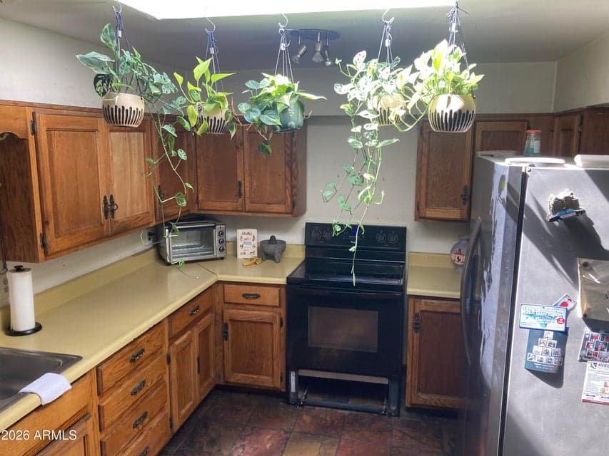 Tired of the waiting? We’re enchanted to meet you,
A 1951 Mid-Century piece of history to greet you.
In a Non-HOA, your own rules apply,
Underneath the wide-open Arizona sky.