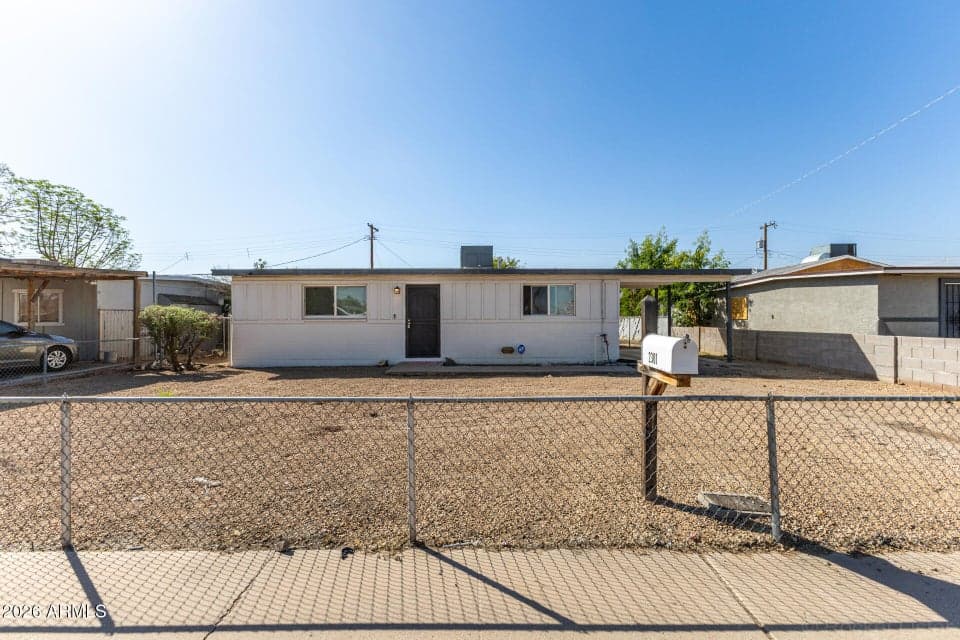2301 E LYNNE Lane, Phoenix, AZ 85042 — photo 1 of 17