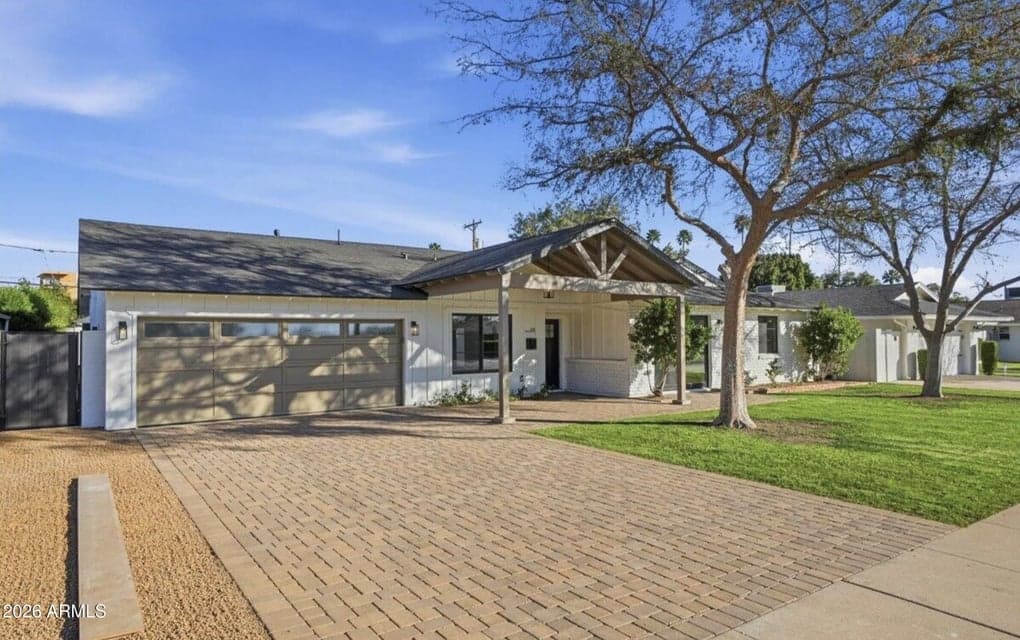 4515 N 35TH Street, Phoenix, AZ 85018 — photo 1 of 35