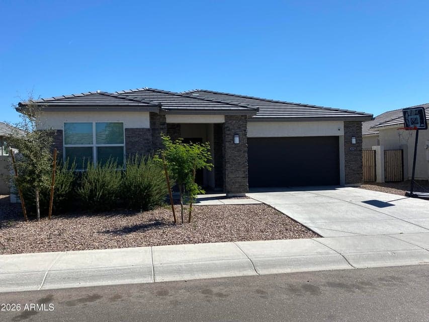 4521 S 103RD Drive, Tolleson, AZ 85353 — photo 1 of 13