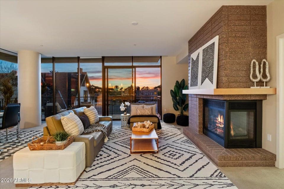 208 W Portland Street 262, Phoenix, AZ 85003 — photo 1 of 44