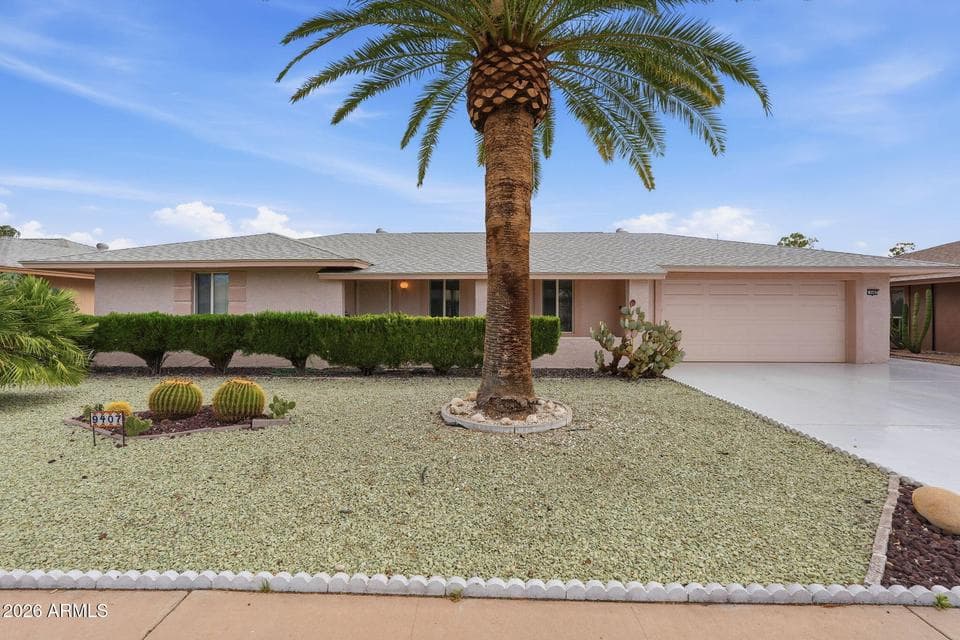 9407 W GLEN OAKS Circle, Sun City, AZ 85351 — photo 1 of 17