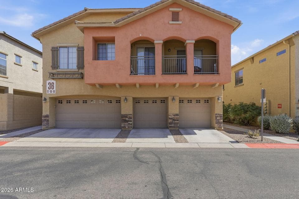 2250 E DEER VALLEY Road 99, Phoenix, AZ 85024 — photo 1 of 37