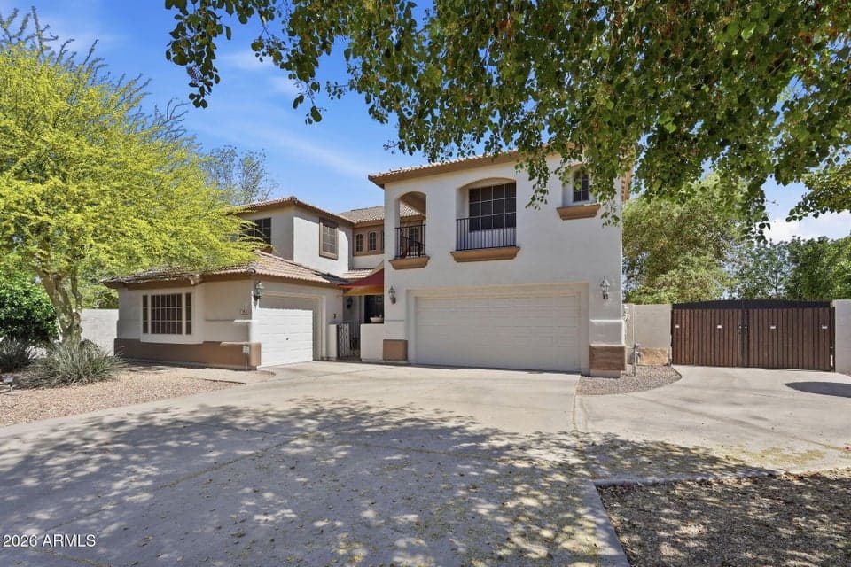 1511 N LOMA Vista, Mesa, AZ 85213 — photo 1 of 59