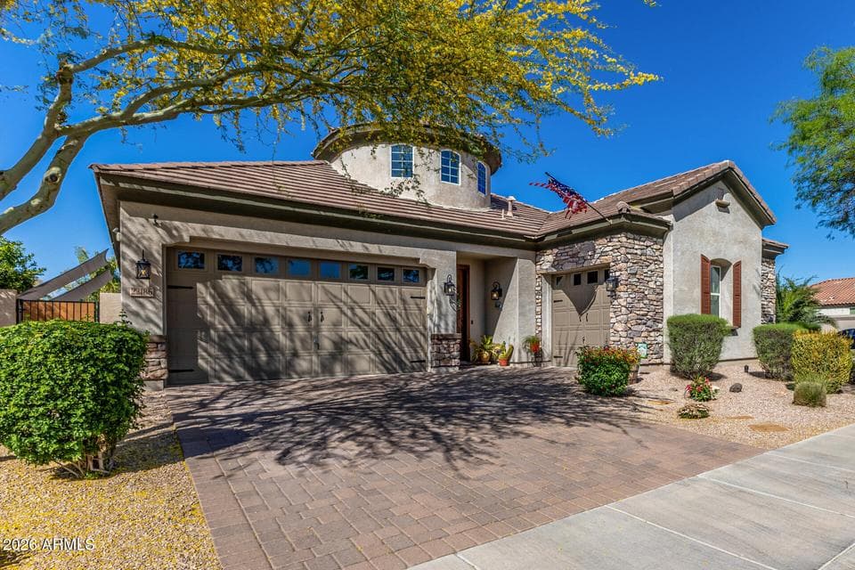 22186 E CREEKSIDE Drive, Queen Creek, AZ 85142 — photo 1 of 60