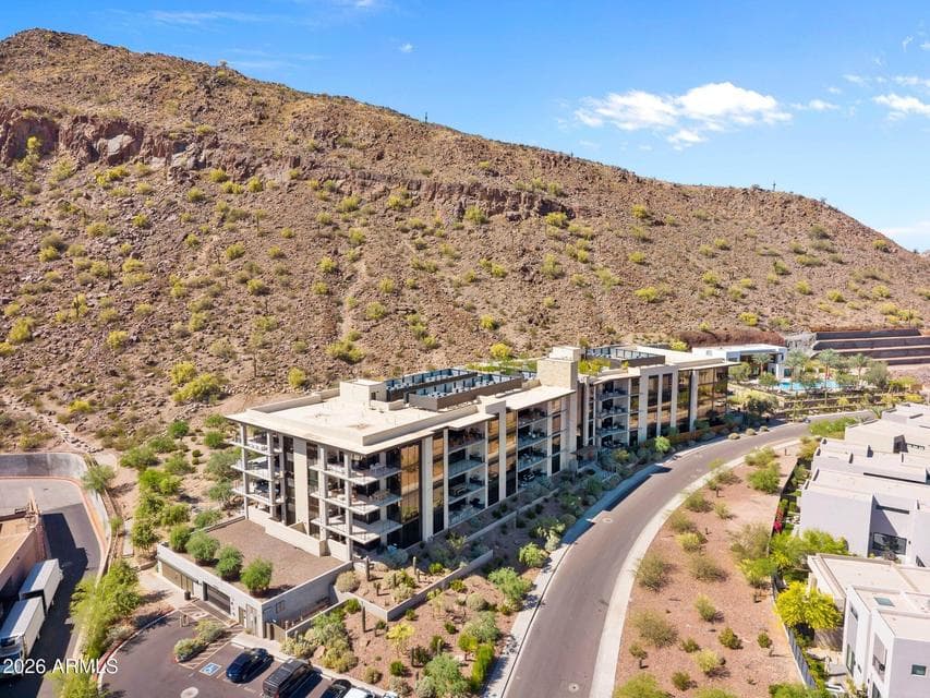 5000 N CAMELBACK RIDGE Drive 208, Scottsdale, AZ 85251 — photo 1 of 52