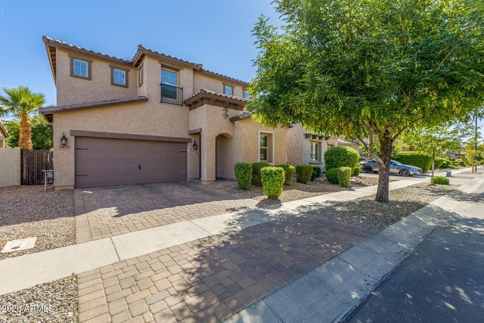 3469 E INDIGO Street, Gilbert, AZ 85298 — photo 1 of 32
