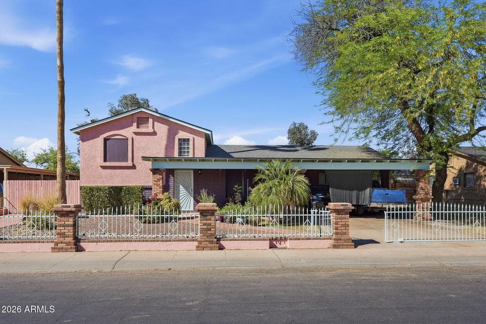 4702 E ALTA VISTA Road, Phoenix, AZ 85042 — photo 1 of 26